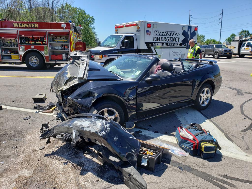 2 Vehicle Crash State Route 104 at Basket Road North East Joint Fire