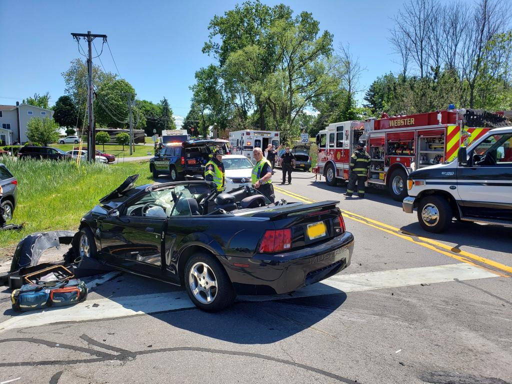 2 Vehicle Crash State Route 104 at Basket Road North East Joint Fire